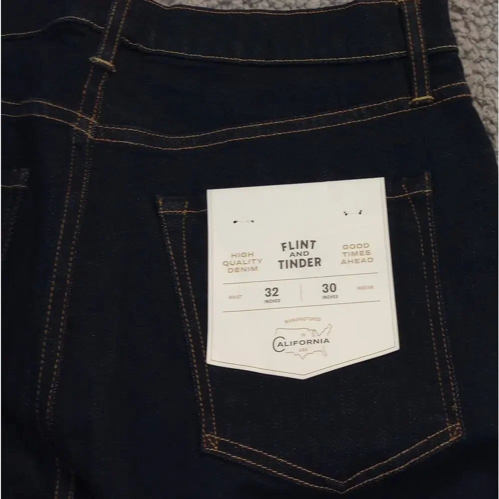 NWT Flint and Tinder Men's Jeans Size 32x30 Dark Wash Slim Fit (0979)